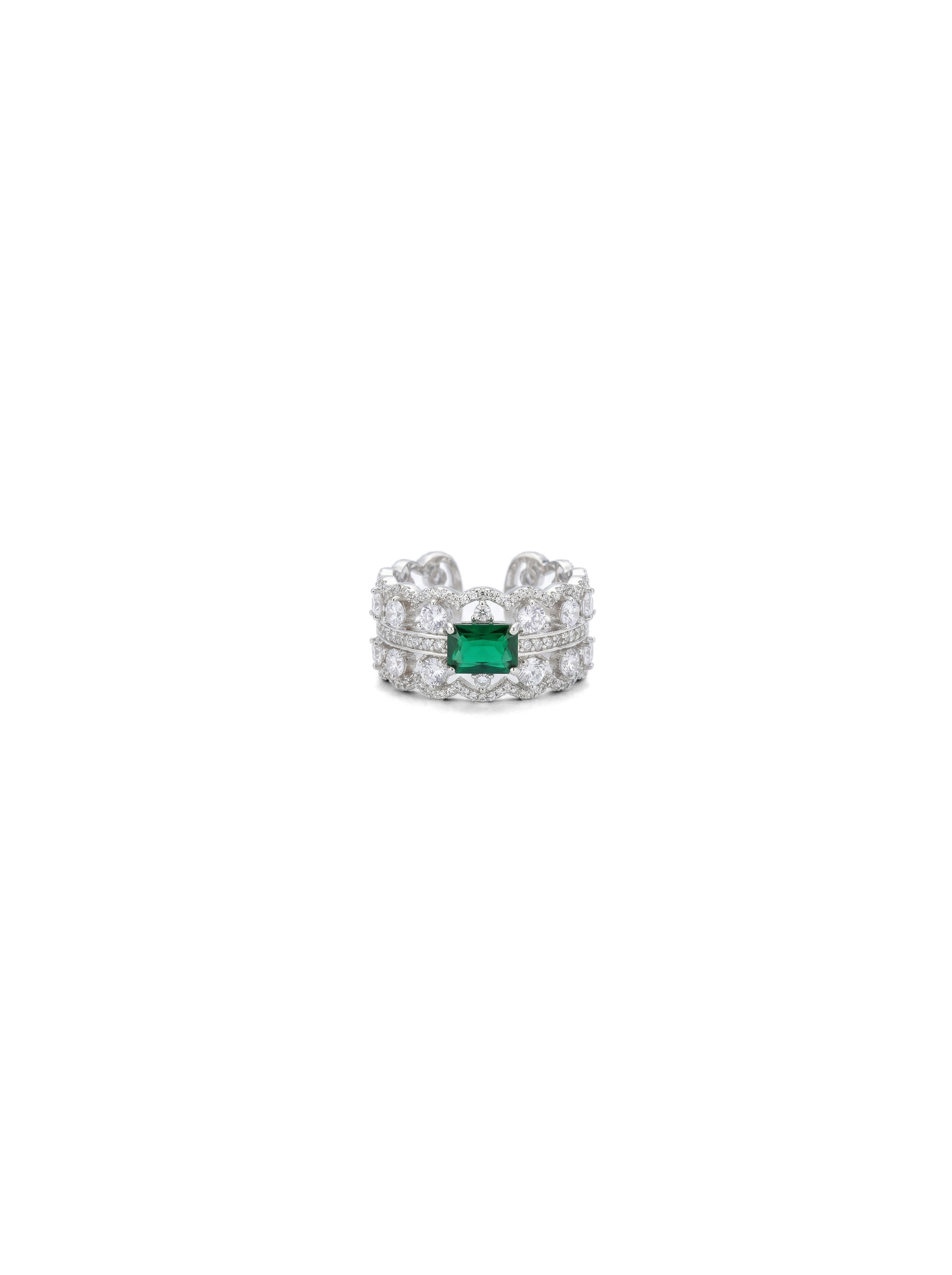 Emerald Crest Ring