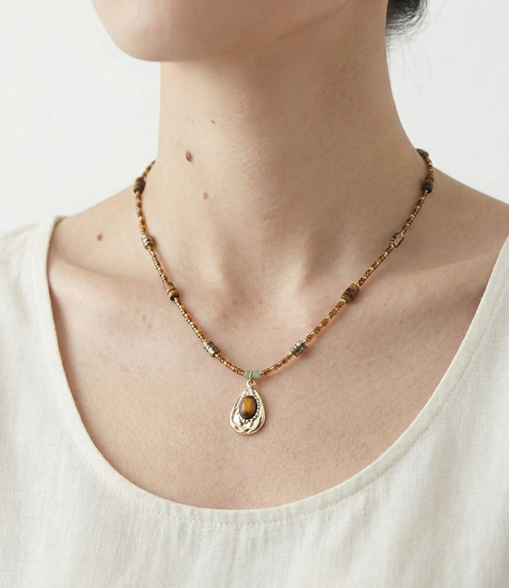 Fawnmetal Drop Necklace