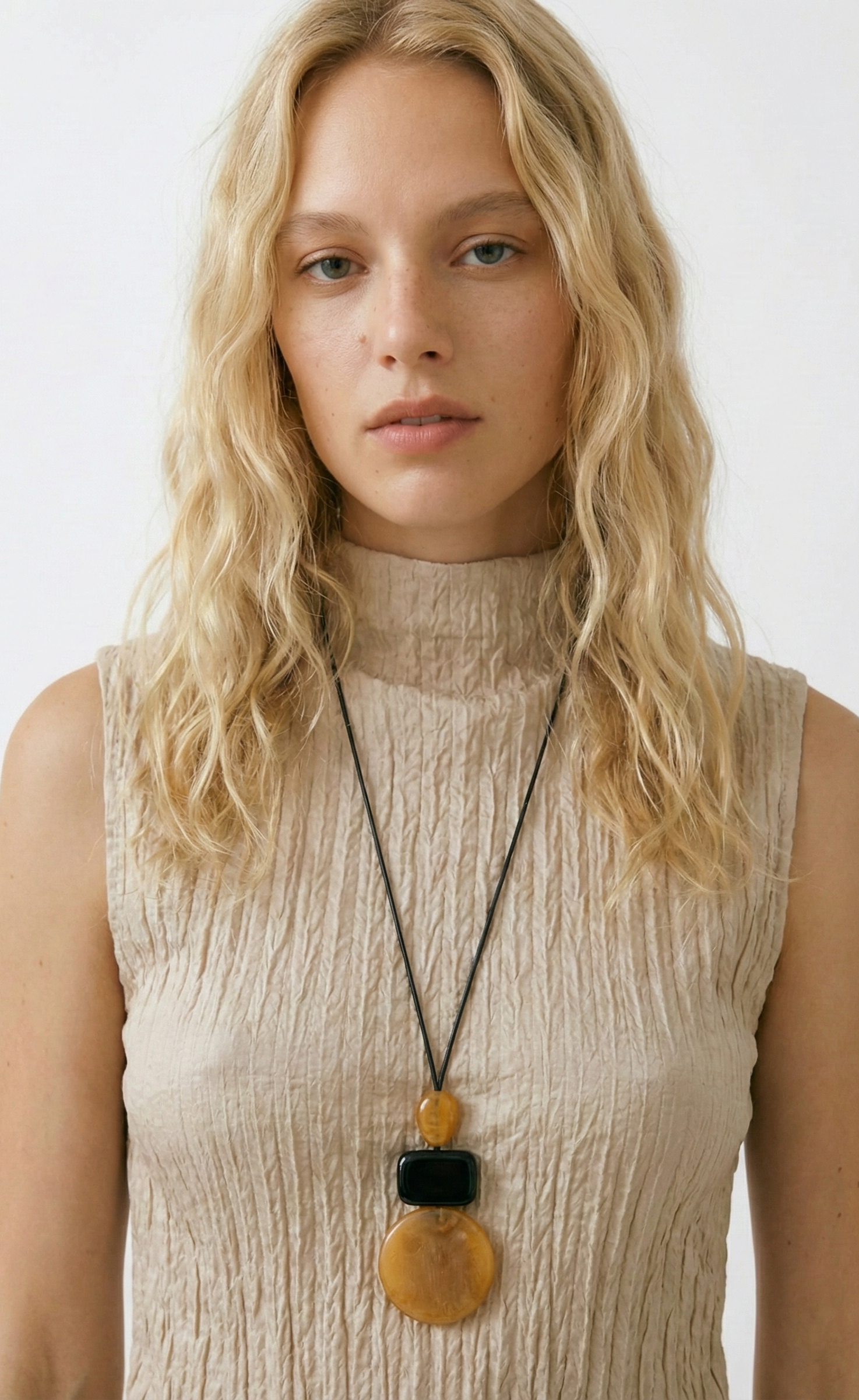 Strata Glow Pendant — Ochre & Noir