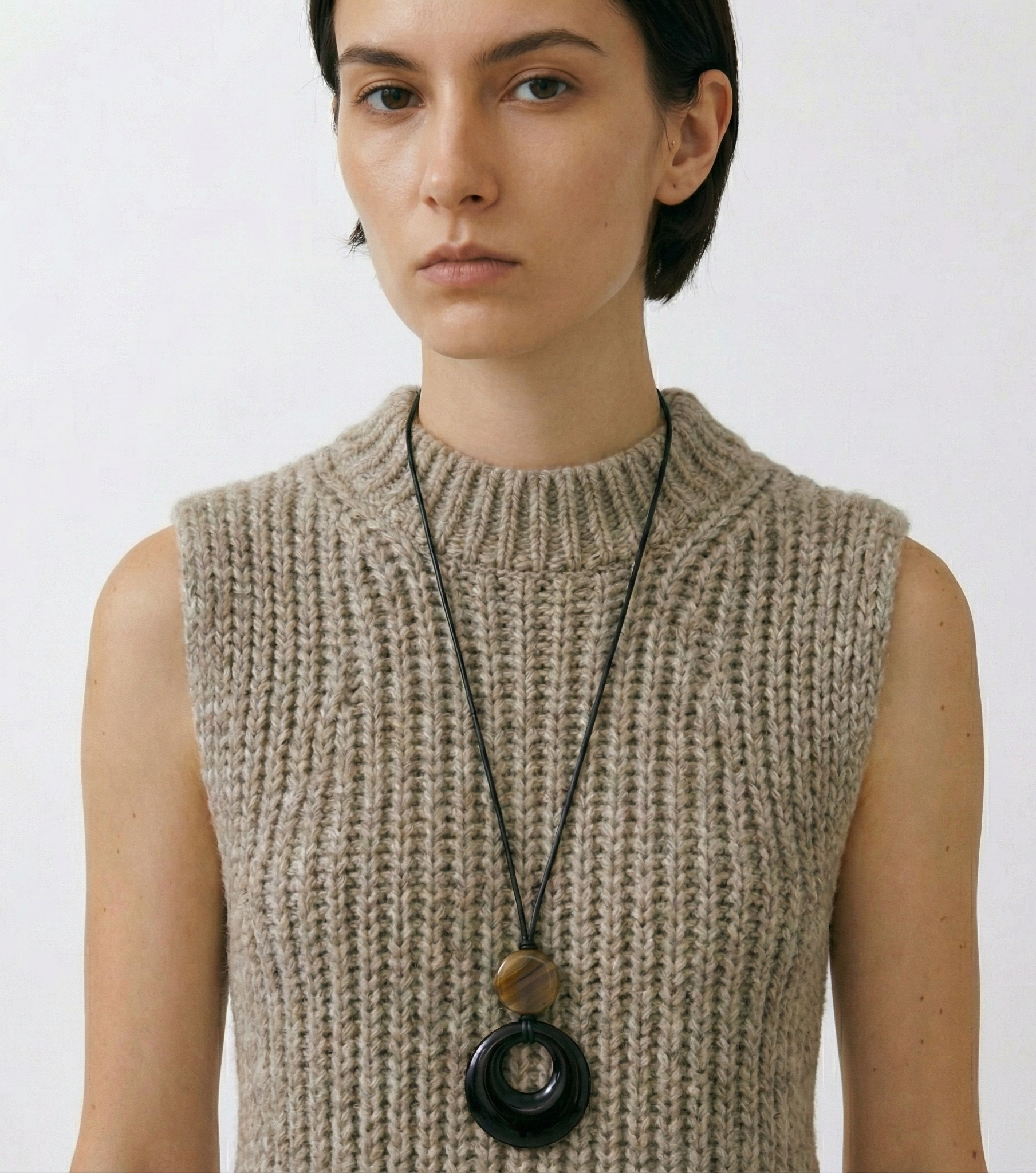 Sculpted Duality Necklace — Caramel & Noir