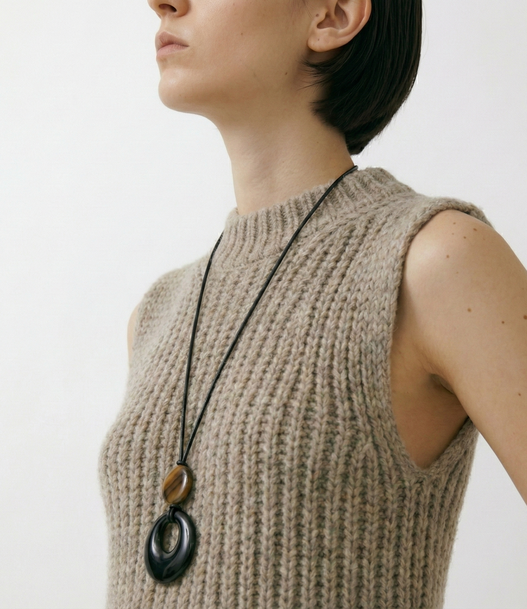 Sculpted Duality Necklace — Caramel & Noir